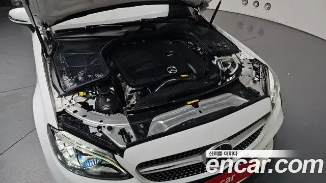Mercedes-Benz C-Class 2021 — Фото 6/20