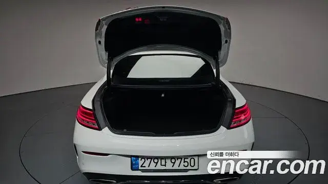 Mercedes-Benz C-Class 2021 — Фото 20/20