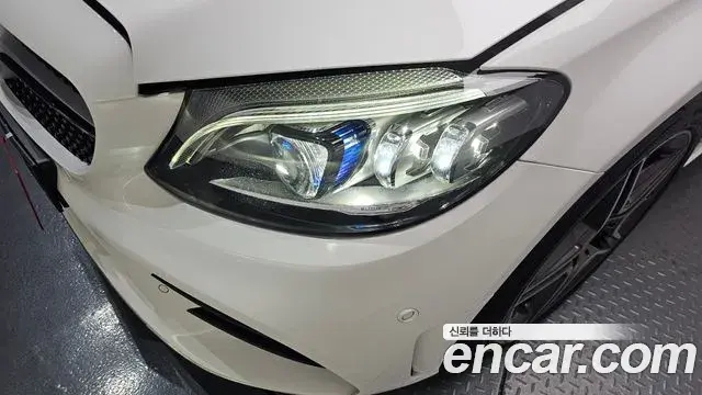 Mercedes-Benz C-Class 2021 — ფოტო 21/33