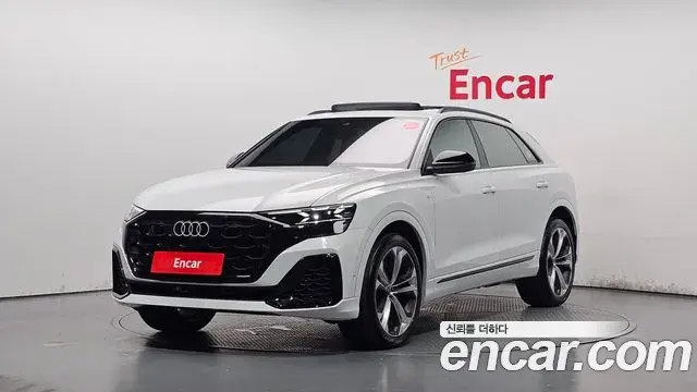 Audi Q8 2025 — Photo 26/37