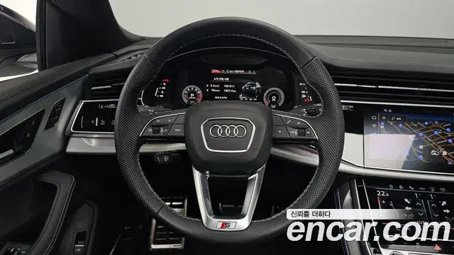Audi Q8 2025 — Photo 19/37