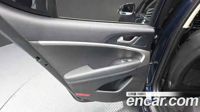 Genesis G70 2021 — Şəkil 32/36