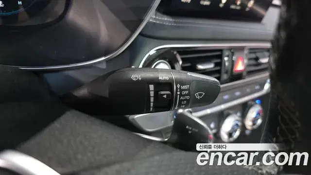 Genesis G70 2021 — Şəkil 19/36