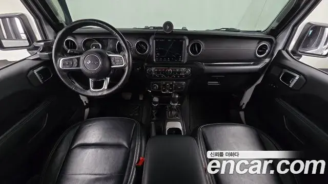 Jeep Wrangler 2022 — ფოტო 31/31