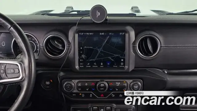 Jeep Wrangler 2022 — ფოტო 3/31