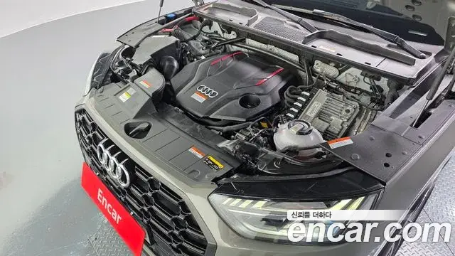 Audi SQ5 2023 — ფოტო 11/34
