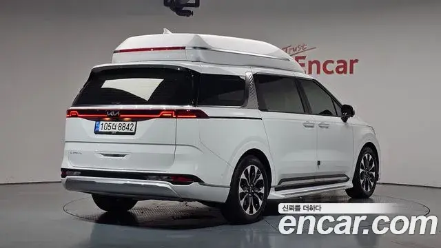 Kia Carnival 2022 — Photo 36/37
