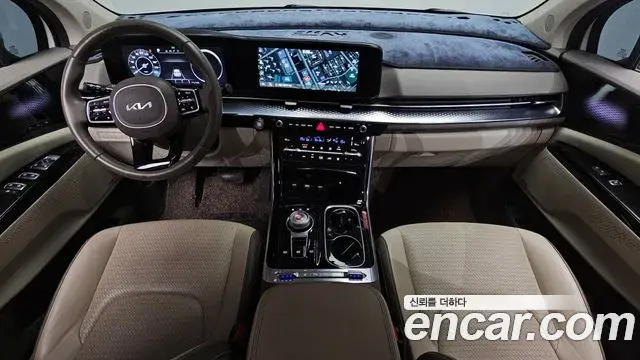 Kia Carnival 2022 — Photo 11/37