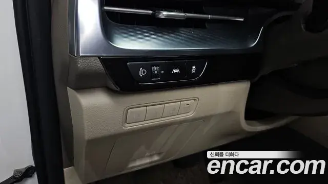 Kia Carnival 2022 — Photo 21/37