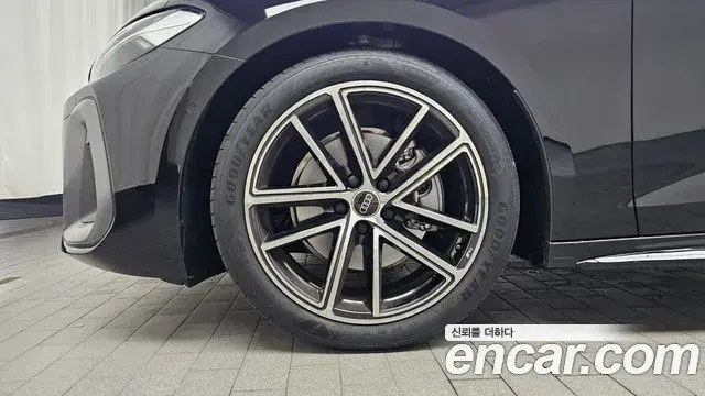Audi A5 2025 — ფოტო 19/35
