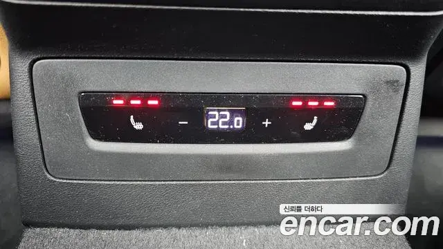 Audi A5 2025 — ფოტო 32/35