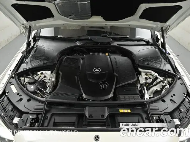 Mercedes-Benz S-Class 2022 — ფოტო 18/20