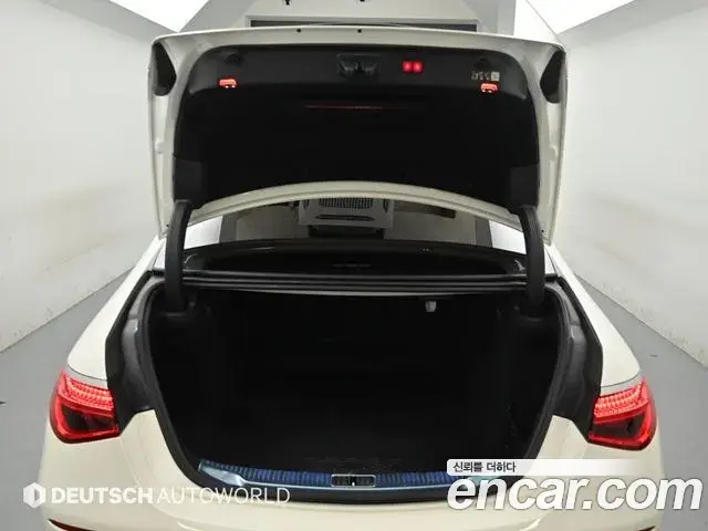 Mercedes-Benz S-Class 2022 — ფოტო 16/20