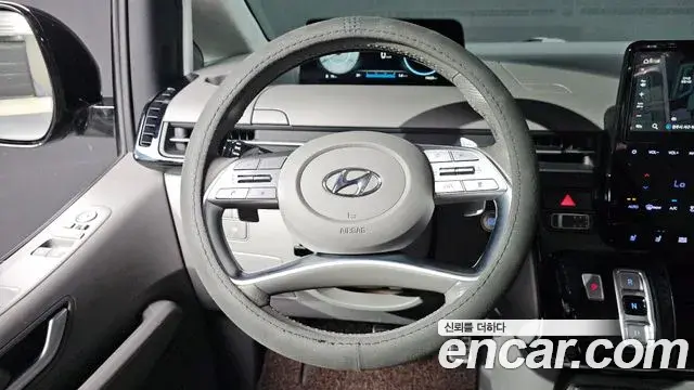 Hyundai Staria 2021 — Фото 11/20
