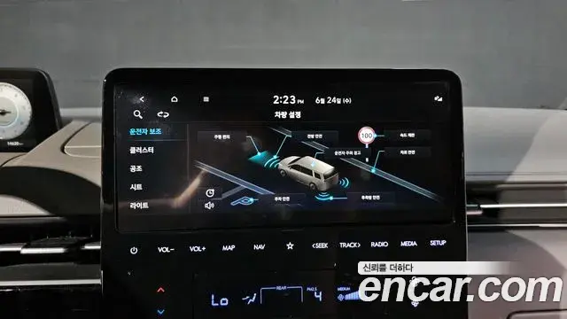 Hyundai Staria 2021 — Фото 14/20