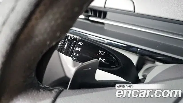 Hyundai Staria 2021 — Фото 15/20