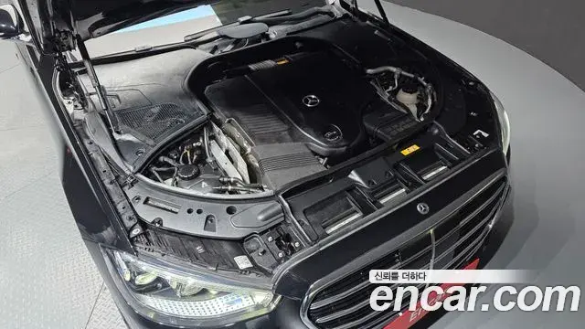 Mercedes-Benz S-Class 2021 — Photo 26/35