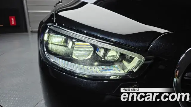 Mercedes-Benz S-Class 2021 — Photo 16/35