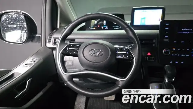 Hyundai Staria 2022 — Şəkil 4/31