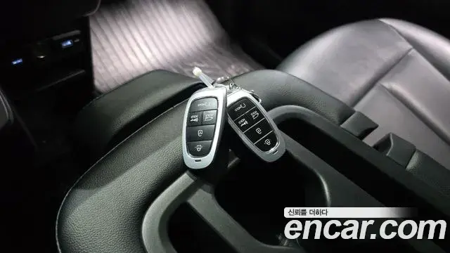 Hyundai Staria 2022 — Şəkil 5/31