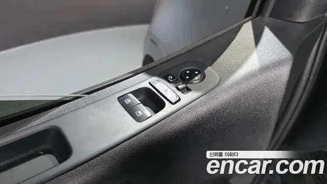 Hyundai Staria 2022 — Şəkil 14/31