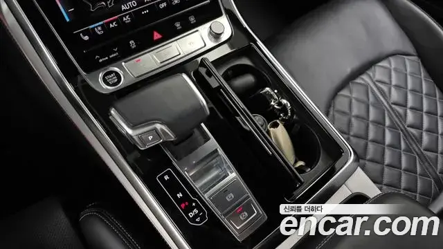 Audi Q7 2022 — Фото 9/20