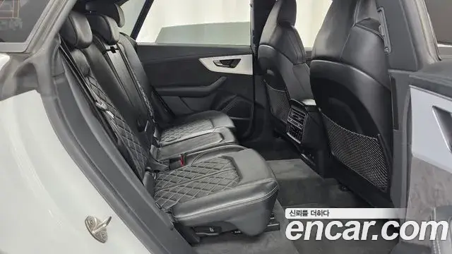 Audi Q7 2022 — Фото 12/20