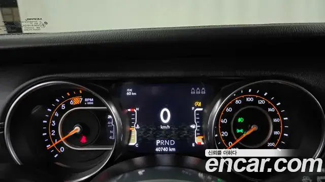 Jeep Wrangler 2021 — Photo 6/30