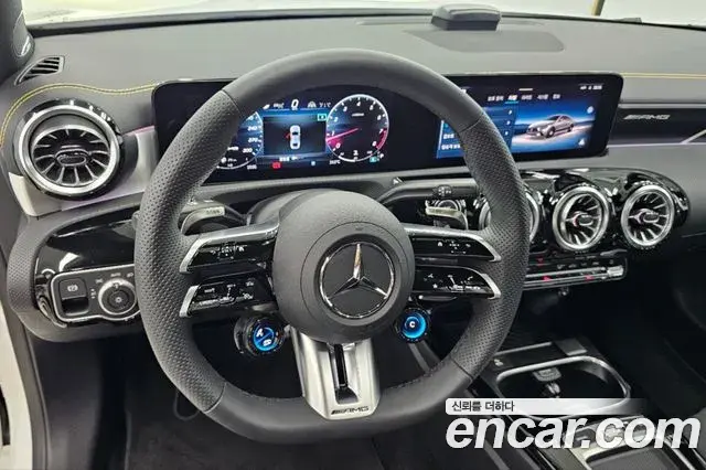 Mercedes-Benz CLA-Class 2025 — Фото 13/20