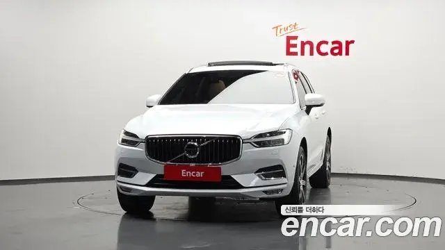 Volvo XC60 2020 — Şəkil 14/20