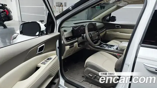 Kia Carnival 2026 — Photo 2/33