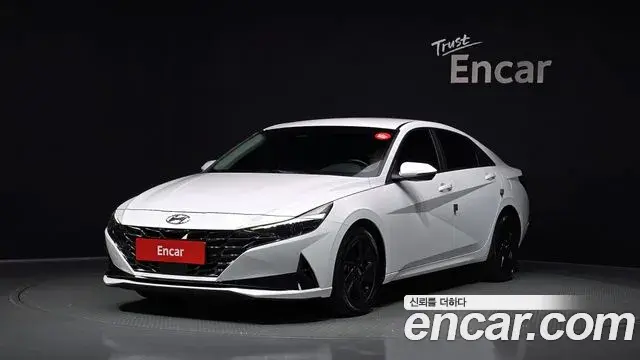 Hyundai Avante 2022 — Photo 1/20