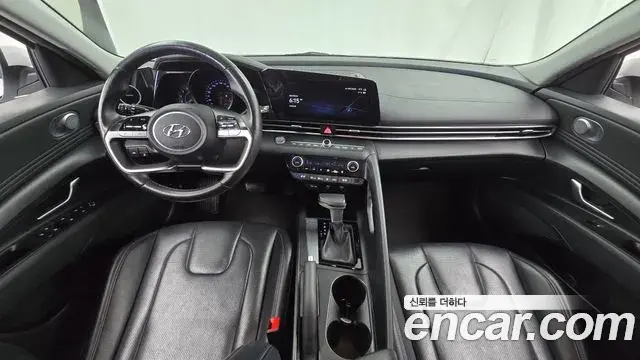Hyundai Avante 2022 — Photo 7/20