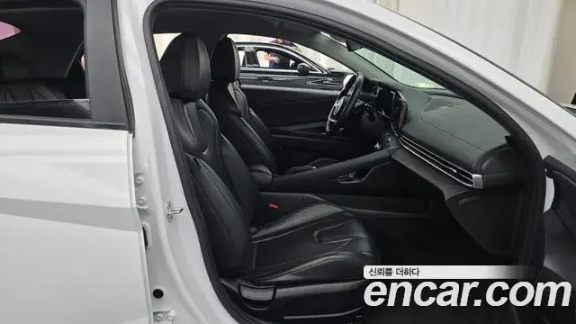 Hyundai Avante 2022 — Photo 11/20