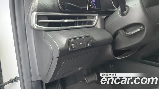 Hyundai Avante 2022 — Photo 19/20