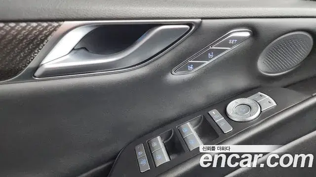 Genesis G80 2024 — Photo 13/39