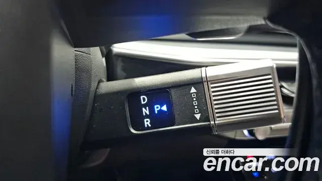 Hyundai Grandeur Hybrid 2023 — ფოტო 9/31