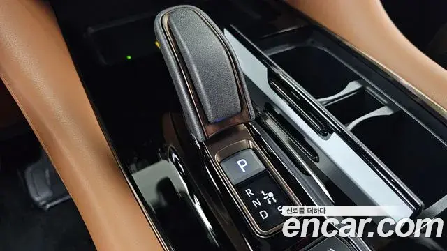 Toyota Alphard 2024 — ფოტო 4/38