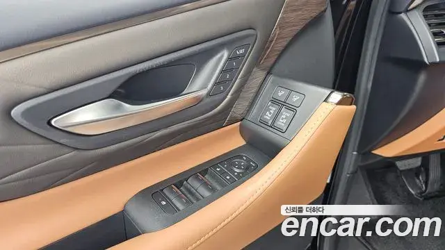 Toyota Alphard 2024 — ფოტო 17/38