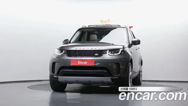 Land Rover Discovery 5 2019 — Фото 3/20