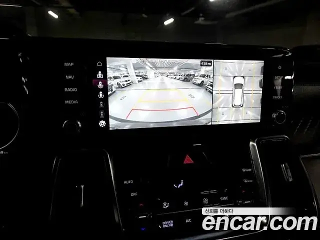 Kia Sorento 2023 — Photo 15/20