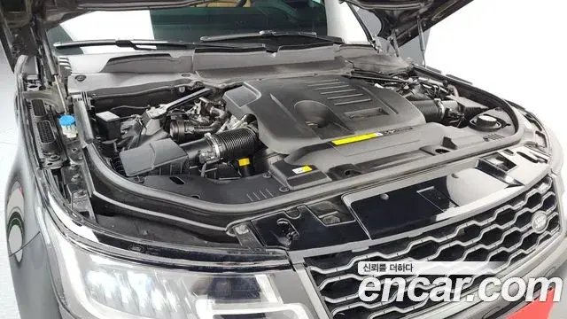 Land Rover Range Rover Sport 2020 — Photo 17/38