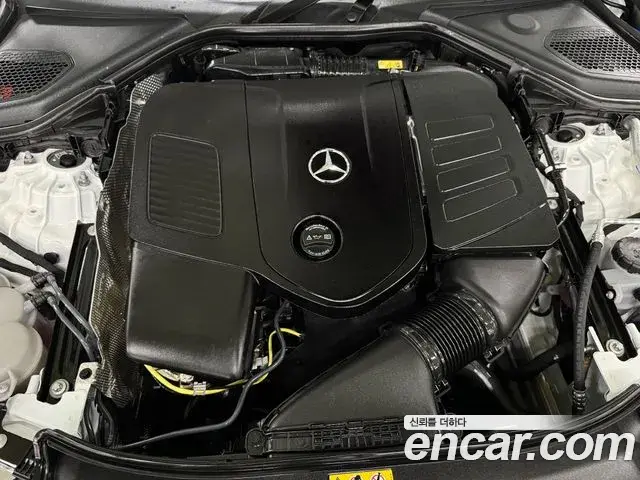 Mercedes-Benz E-Class 2025 — Фото 5/20