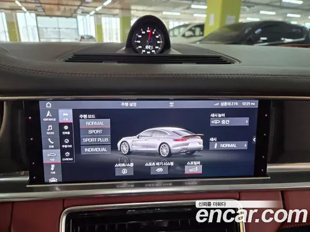 Porsche Panamera 2019 — ფოტო 12/15