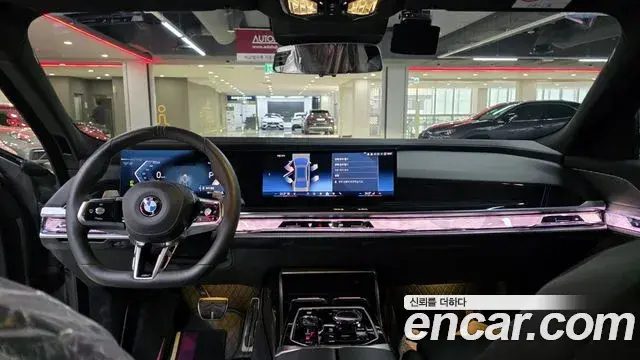 BMW 7 Series 2024 — ფოტო 16/20