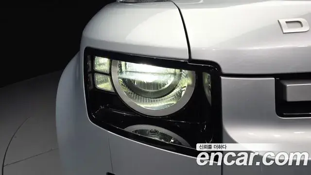 Land Rover Defender 2021 — Şəkil 6/31