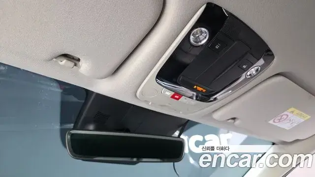 Kia Sorento 2023 — ფოტო 32/32