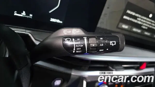 Kia Sorento 2023 — ფოტო 4/32