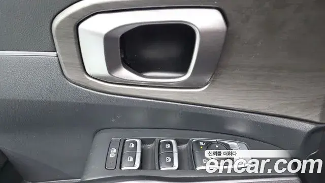 Kia Sorento 2023 — ფოტო 1/32