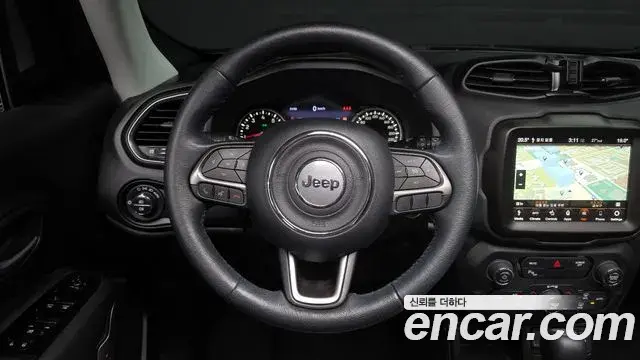 Jeep Renegade 2021 — Фото 13/20